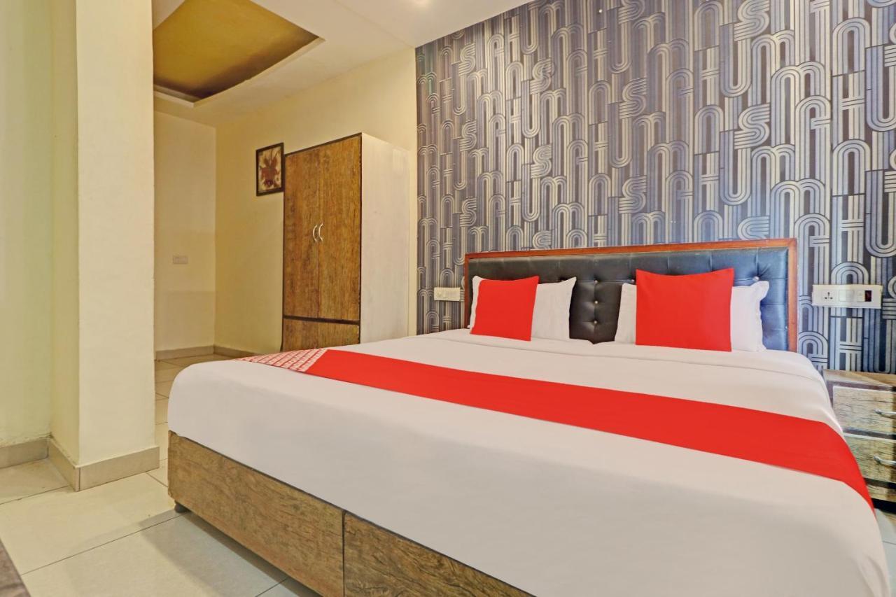 OYO 74073 Hotel Abhishek Ludhiana Exterior foto
